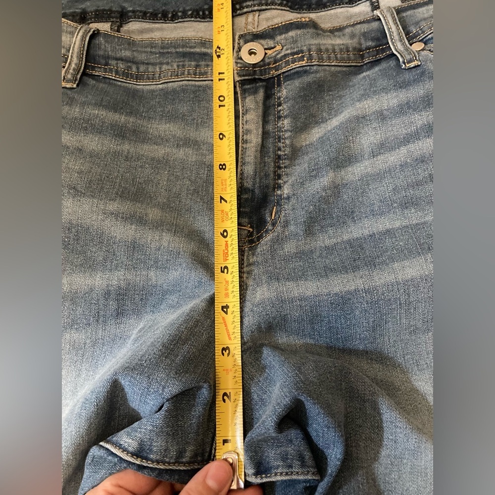 Torrid Luxe Slim Bootcut Jeans Super
Stretch Light Wash Size 24 Casual Everyday - Picture 11 of 15